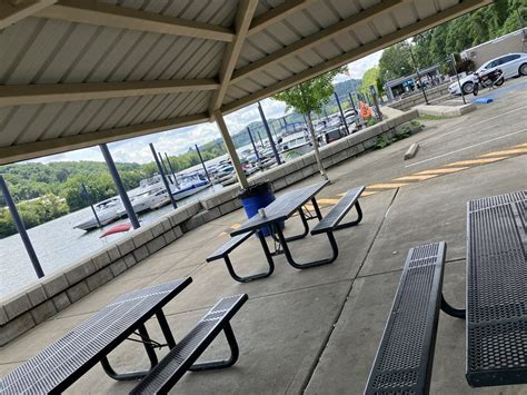 Sharpsburg islands marina